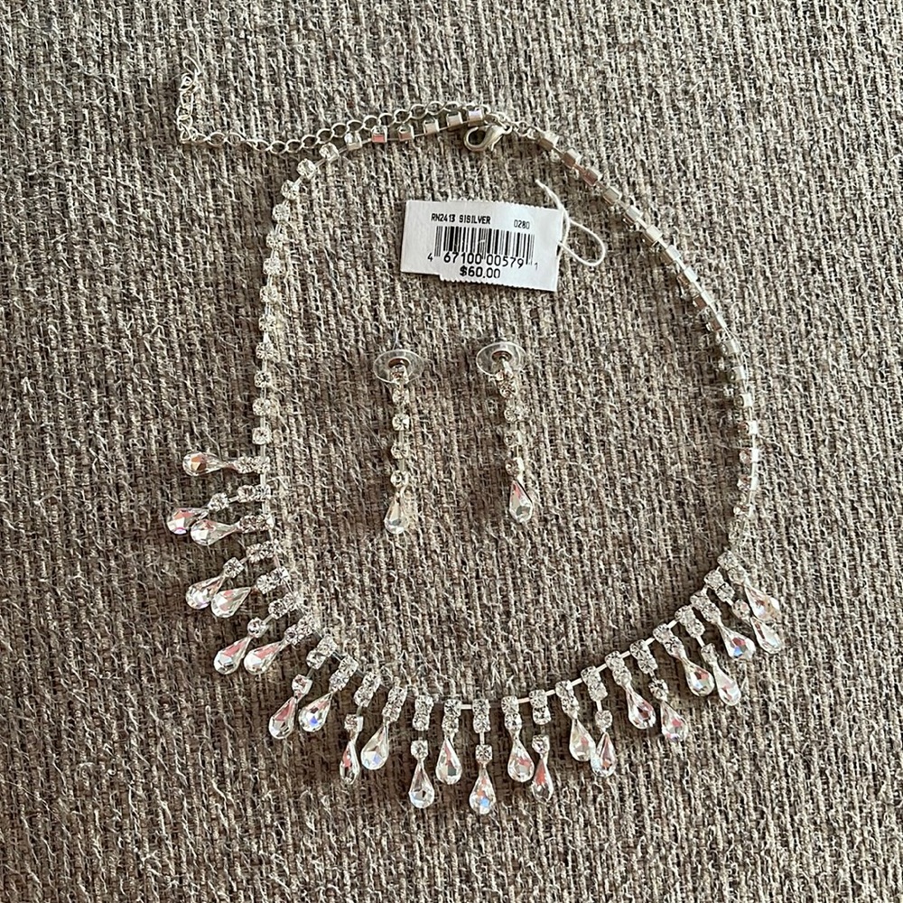 Silver and crystal necklace and earrings